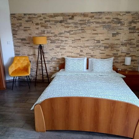 Apartments Jadran تْشيرسيك نوفي المظهر الخارجي الصورة