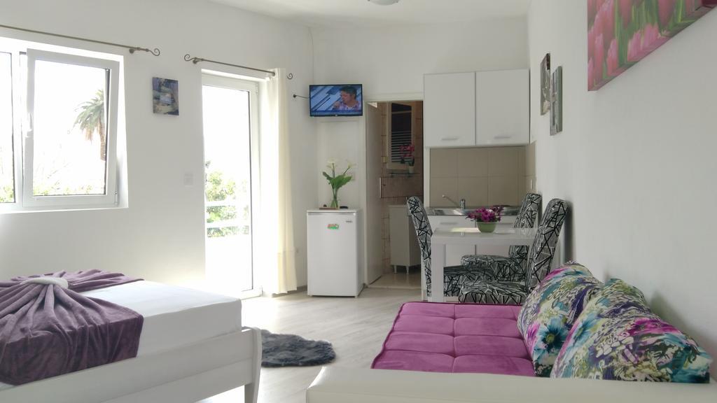 Apartments Jadran تْشيرسيك نوفي المظهر الخارجي الصورة