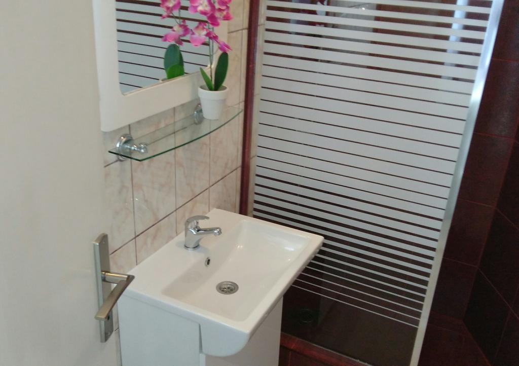 Apartments Jadran تْشيرسيك نوفي المظهر الخارجي الصورة